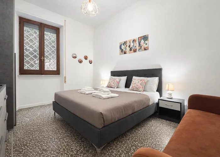 San Pietro House Near Vatican Museums Rom